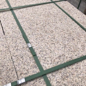 地鋪石